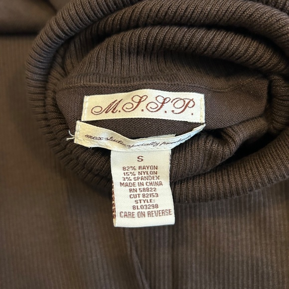 Bundle Deal: 3 Classic Ribbed Turtlenecks – One Price! - Picture 7 of 8